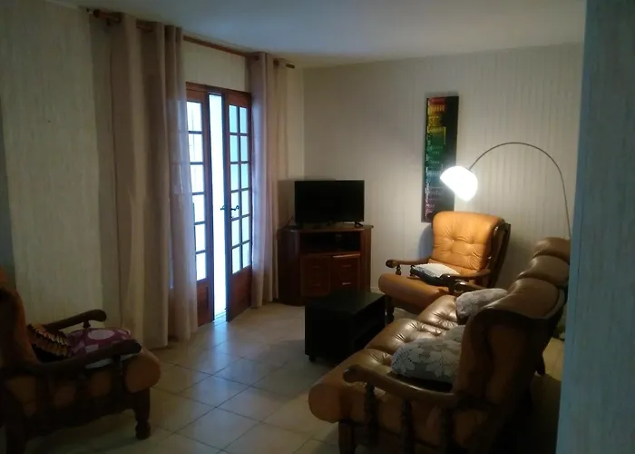 La Maison D'emma Casa de Férias Avene